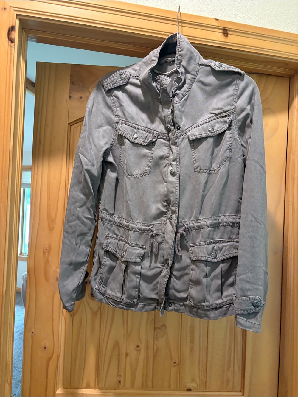 Max Jeans Gray Drawstring Utility Jacket with Epaulets